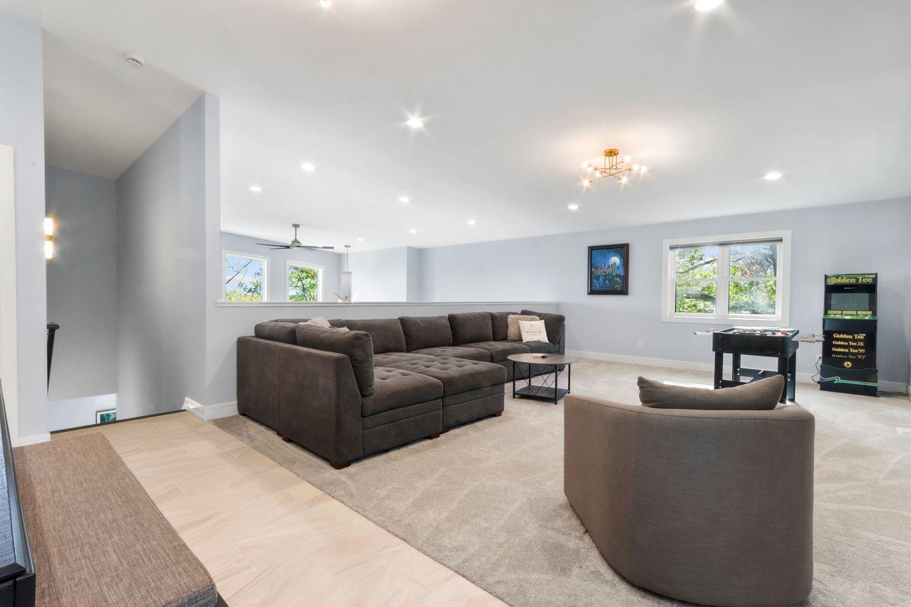 317 Crocus Street Williams Bay, WI 53191 - Photo 18 of 30 Loft Space