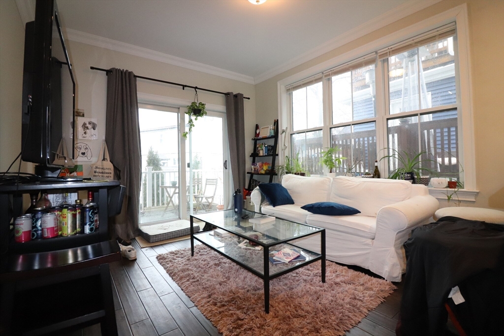 140 Minden Street, Unit 1 Boston, MA 02130 - Photo 4 of 12