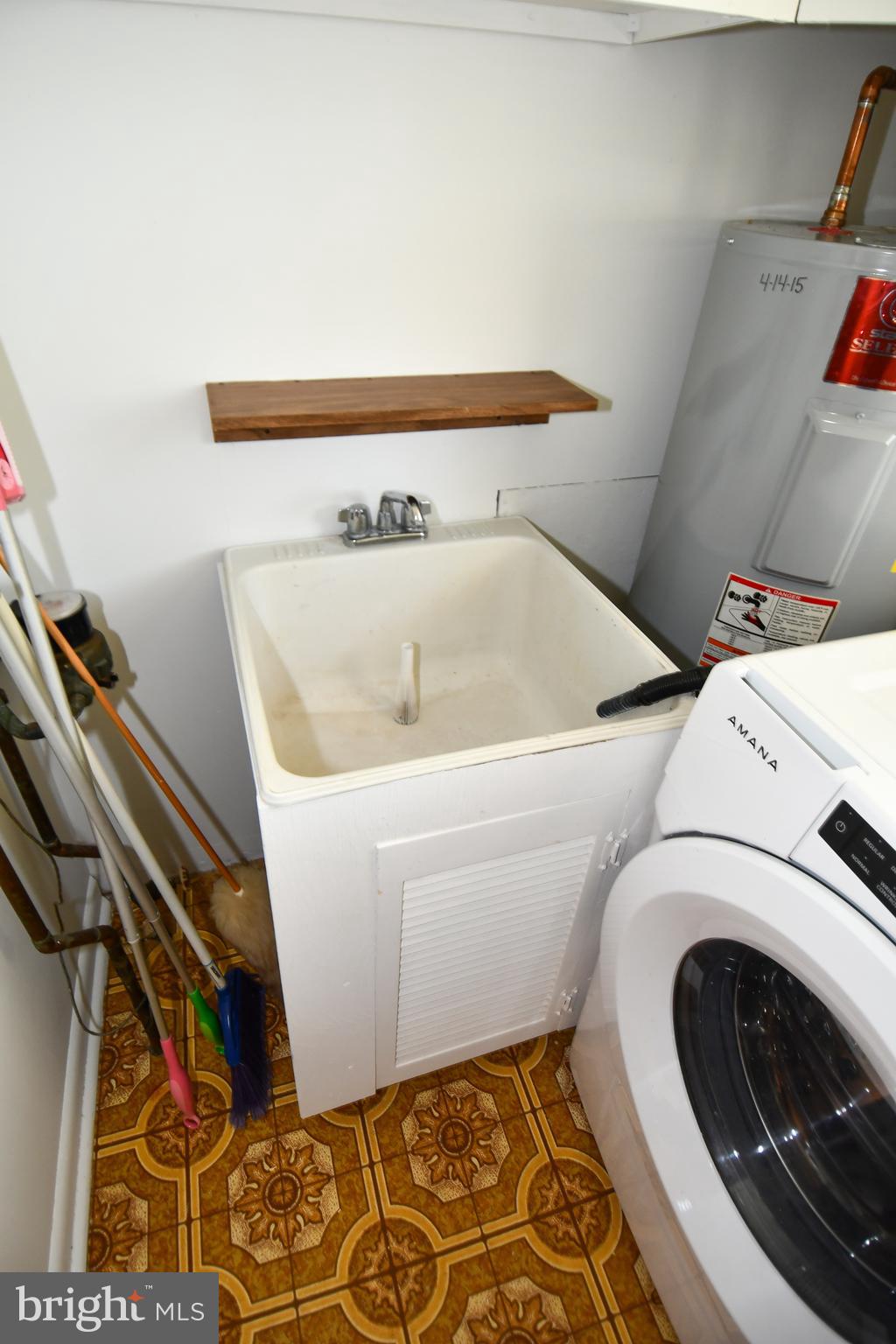 14405 Duckett Road Brandywine, MD 20613 - Photo 37 of 52 LAUNDRY ROOM HAS UTILITY SINK