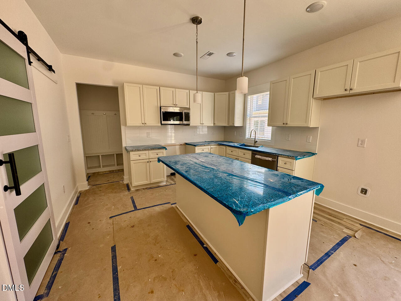 220 George Street Four Oaks, NC 27524 - Photo 7 of 48 Kitchen