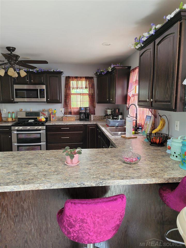 2235 Pointe Tremble Road Algonac, MI 48001 - Photo 11 of 34 50046113-11.JPG