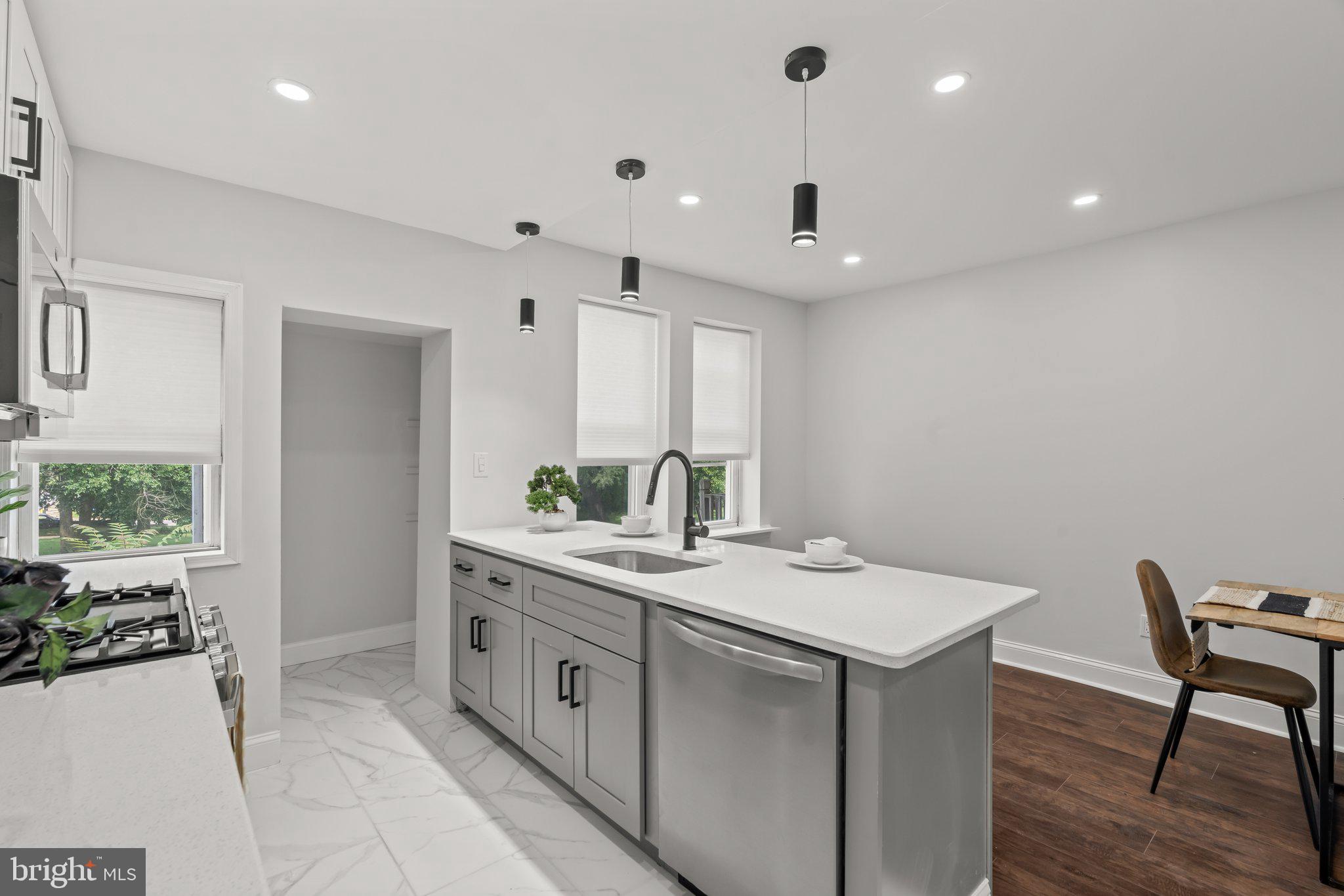 4635 Fernhill Road Philadelphia, PA 19144 - Photo 12 of 33 Gallery Image 12