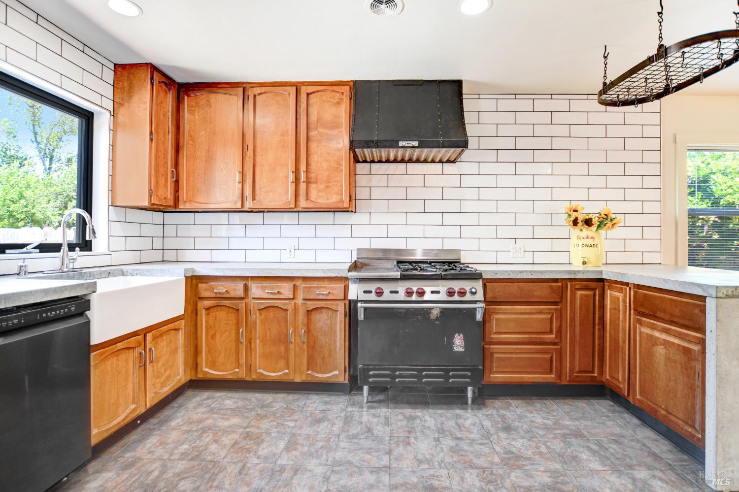 866 Yuba Drive Santa Rosa, CA 95407 - Photo 12 of 73 COTTAGE KITCHEN WITH GAS RANGE/OVEN