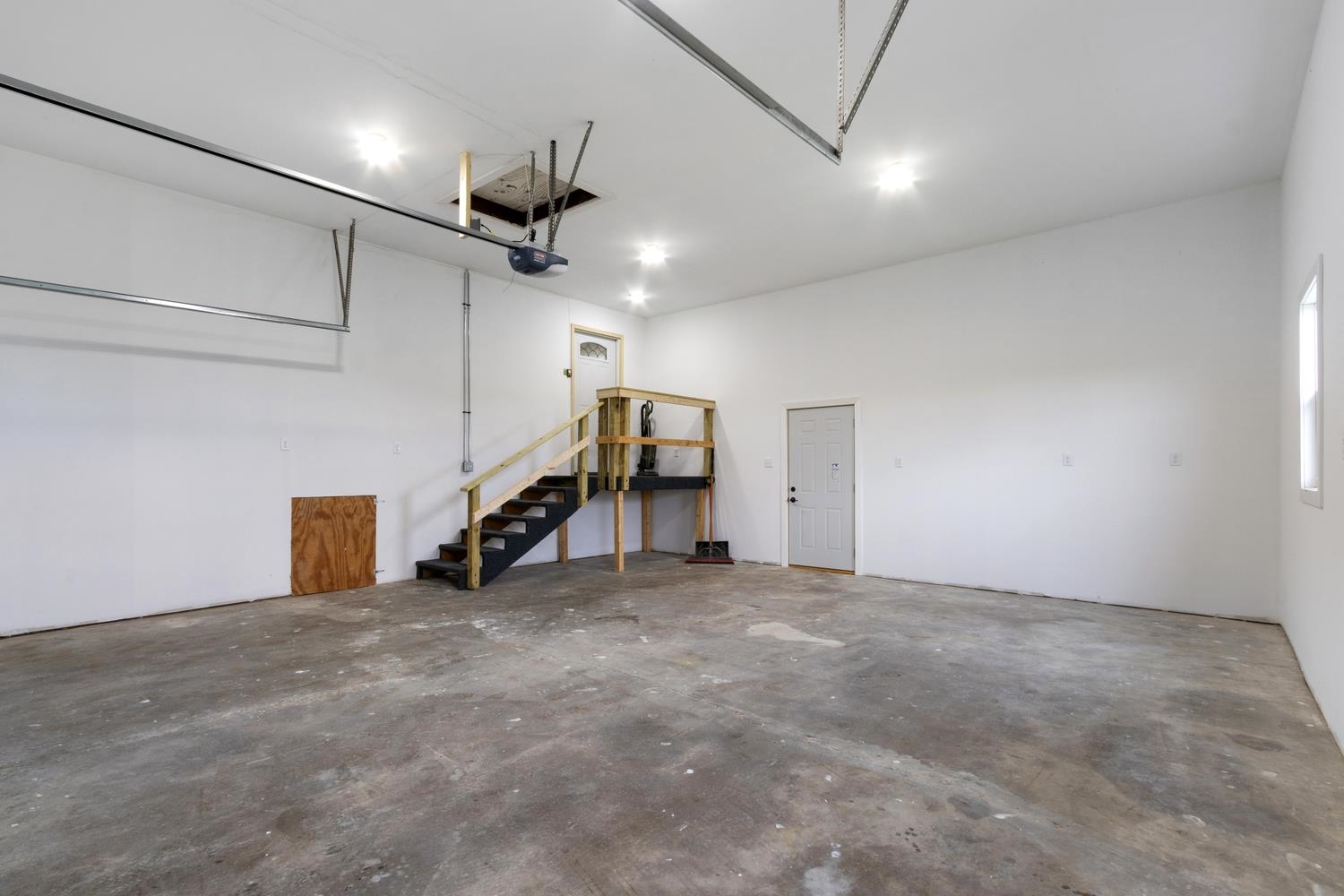 2072 Highway 26 Dixon, IL 61021 - Photo 28 of 30 a view of empty room