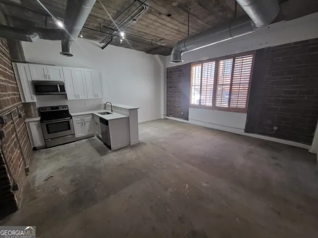 a view of a storage & utility room
