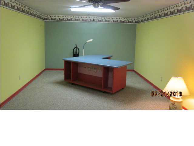 1601 Holler Road Mount Vernon, IN 47620 - Photo 10 of 22 Gallery Image 10