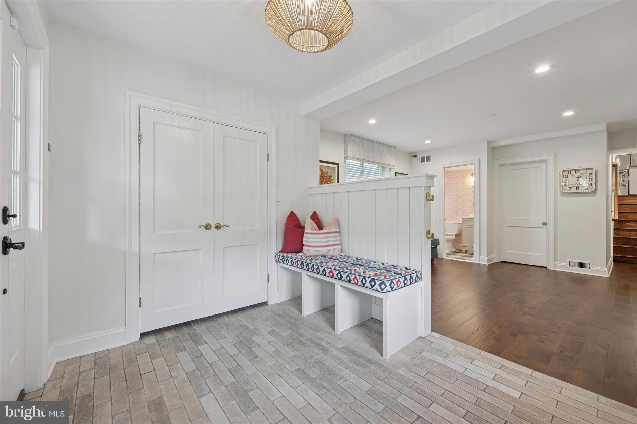 280 Deepdale Road Wayne, PA 19087 - Photo 15 of 35 a hall with an entryway