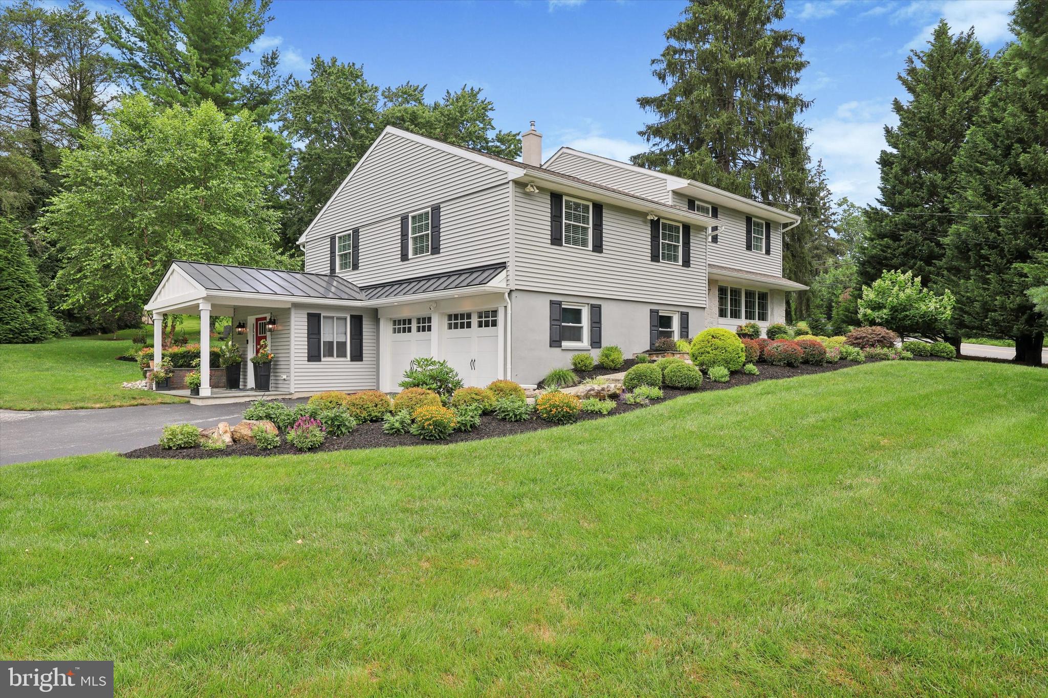 280 Deepdale Road Wayne, PA 19087 - Photo 34 of 35 a front view of house with yard and green space
