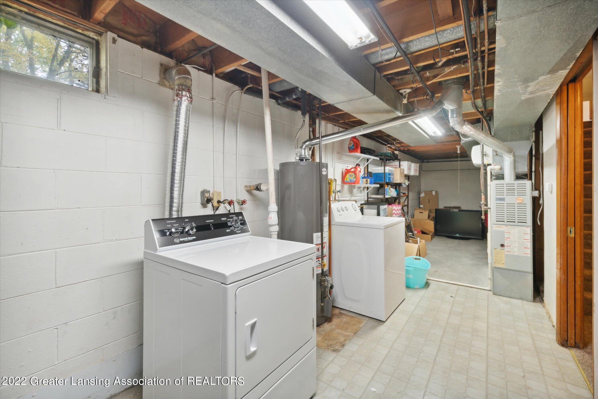 2276 Washington Road Lansing, MI 48911 - Photo 32 of 38 32-Washington Rd Lansing, MI 48911_wind