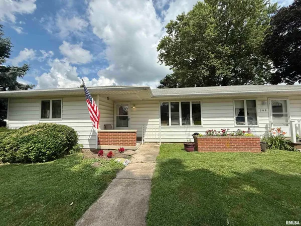 $149,000 | 208 South 2nd Street, Cuba, IL 61427