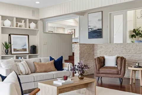 $1,699,000 | 718 Bermuda Street, Lakeway, TX 78734