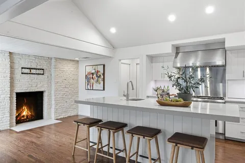 $1,699,000 | 718 Bermuda Street, Lakeway, TX 78734