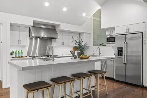 $1,699,000 | 718 Bermuda Street, Lakeway, TX 78734