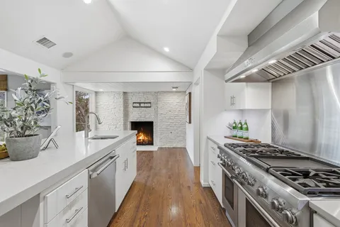 $1,699,000 | 718 Bermuda Street, Lakeway, TX 78734