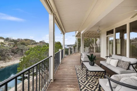 $1,699,000 | 718 Bermuda Street, Lakeway, TX 78734