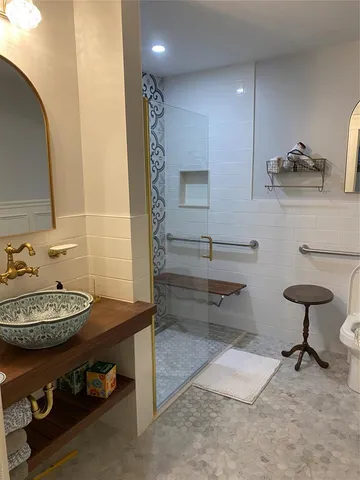 $1,799,999 | 375-1577 Goshen Turnpike, Middletown, NY 10941