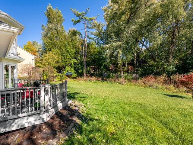 $800,000 | 9S211 Graceland Street, Downers Grove, IL 60516