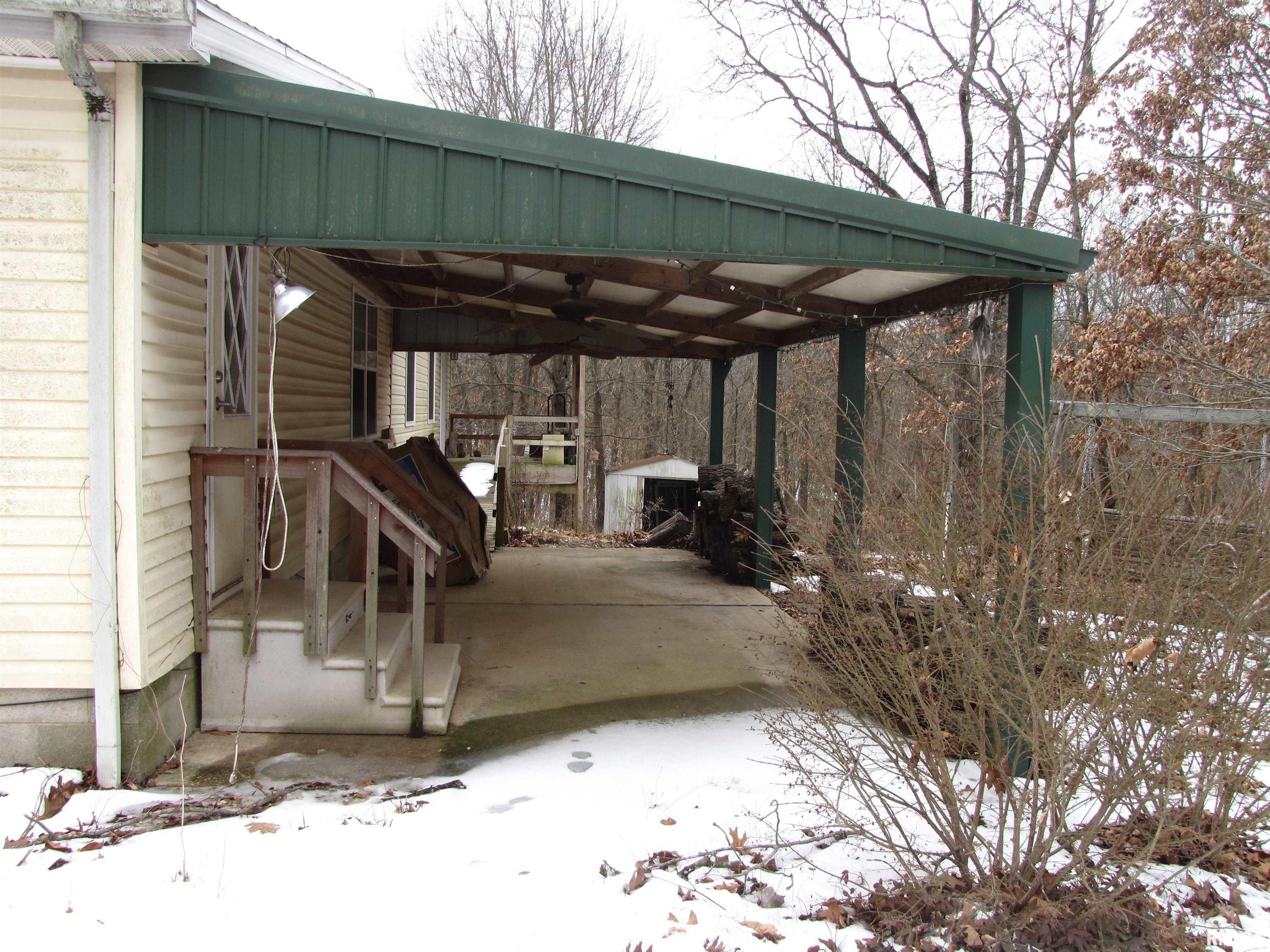 572 Gerrish Road Patoka, IL 62875 - Photo 27 of 30