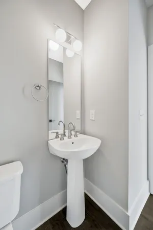 $1,000,000 | 1648 19th Avenue South, Nashville, TN 37212
