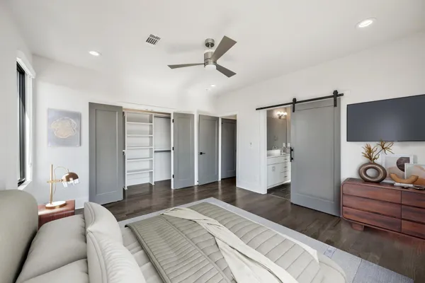$1,000,000 | 1648 19th Avenue South, Nashville, TN 37212