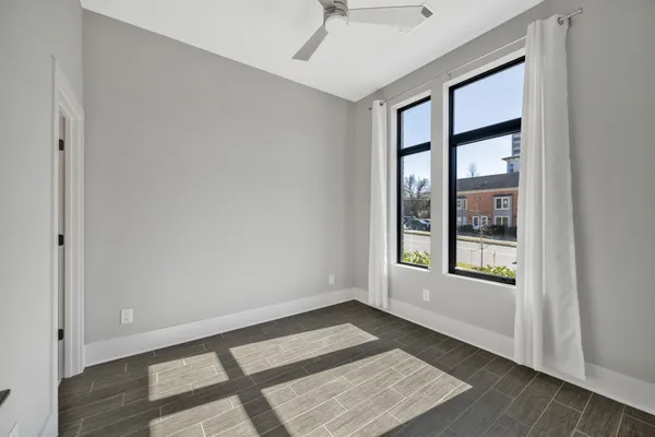 $1,000,000 | 1648 19th Avenue South, Nashville, TN 37212