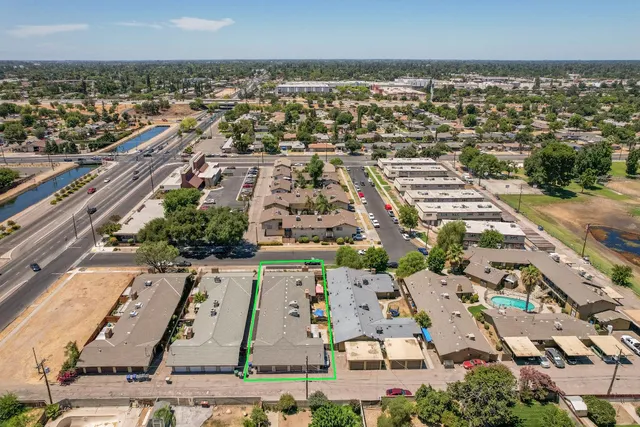 $799,000 | 3232 North Anna Street, Fresno, CA 93726