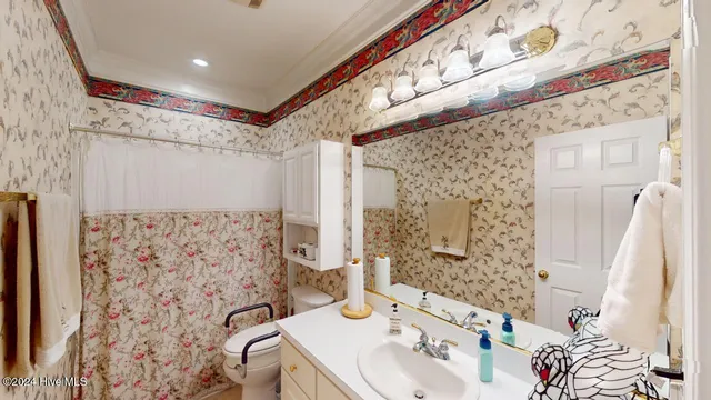 $435,000 | 203 Pointe Drive, La Grange, NC 28551