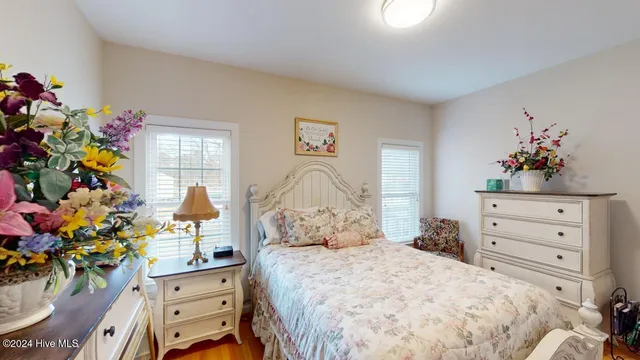 $435,000 | 203 Pointe Drive, La Grange, NC 28551