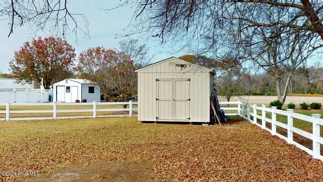 $435,000 | 203 Pointe Drive, La Grange, NC 28551