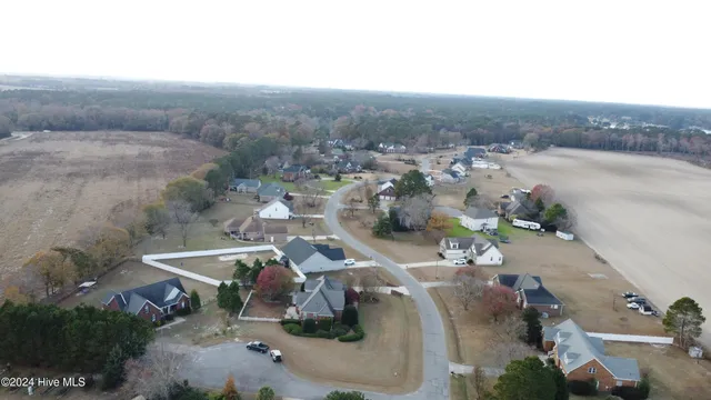 $435,000 | 203 Pointe Drive, La Grange, NC 28551