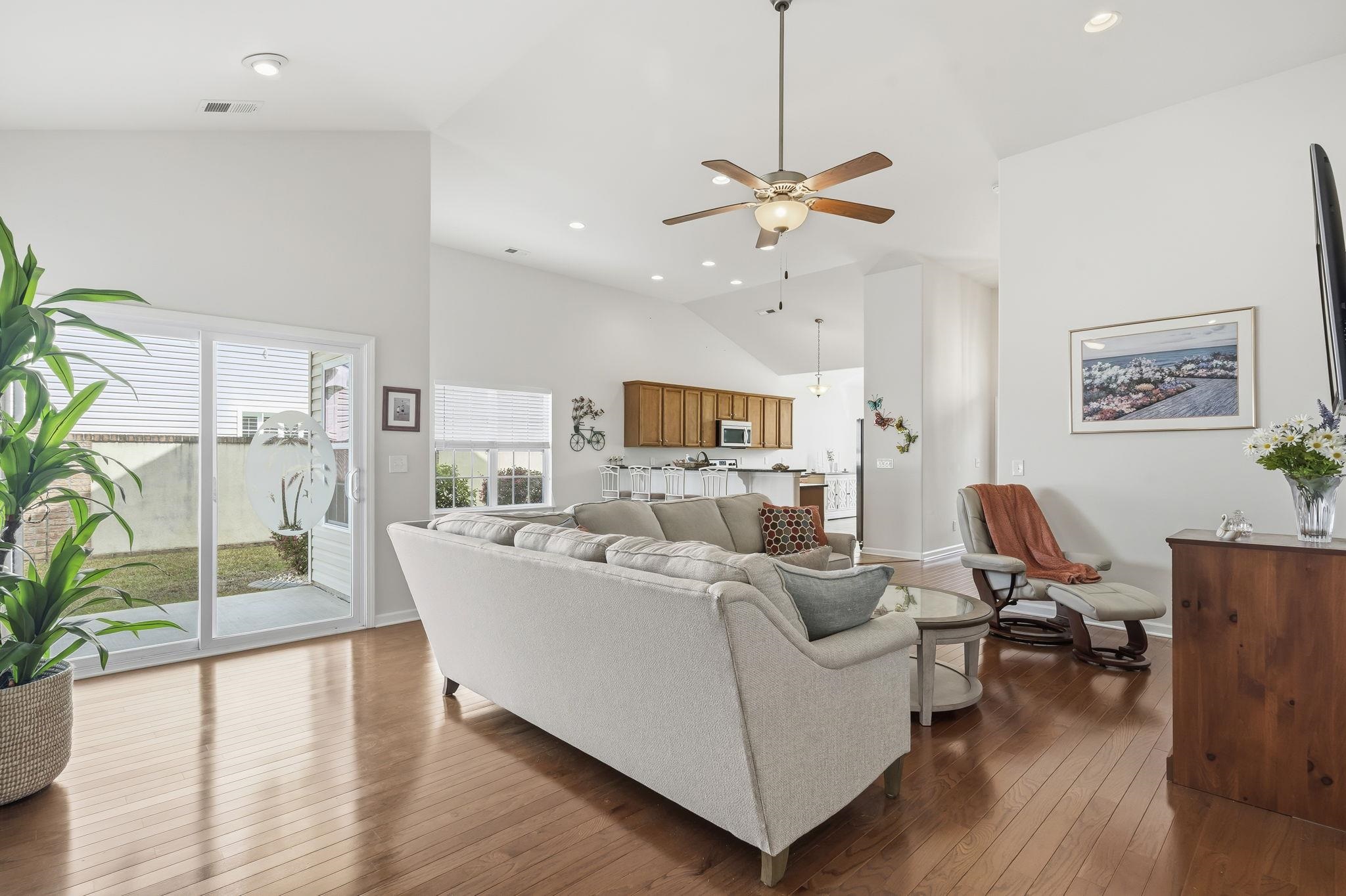 653 Sandberg Street Surfside Beach, SC 29575 - Photo 13 of 42