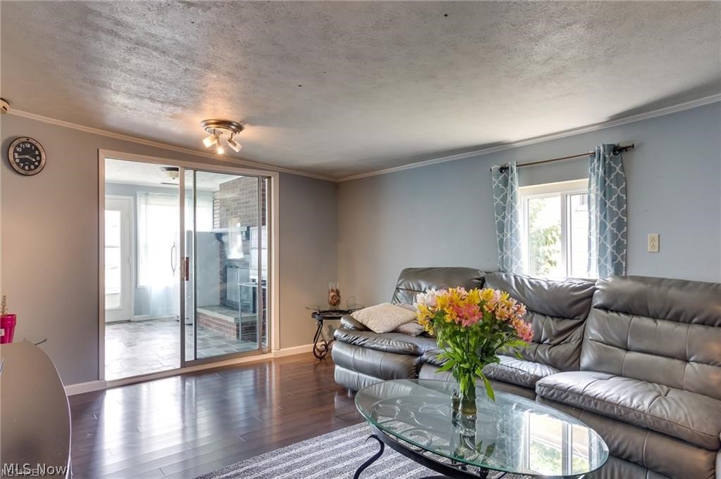 30312 Vineyard Road Willowick, OH 44095 - Photo 12 of 25