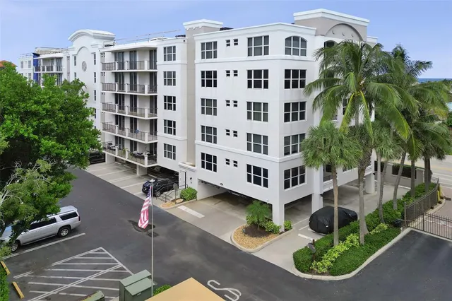 $3,775 | 101 South Ocean Drive, Unit 406, Deerfield Beach, FL 33441