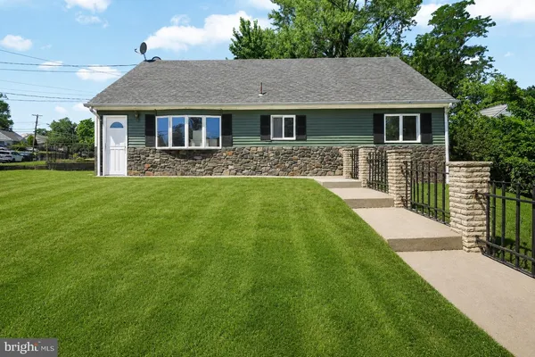 $549,900 | 2 Kendall Drive, Parlin, NJ 08859