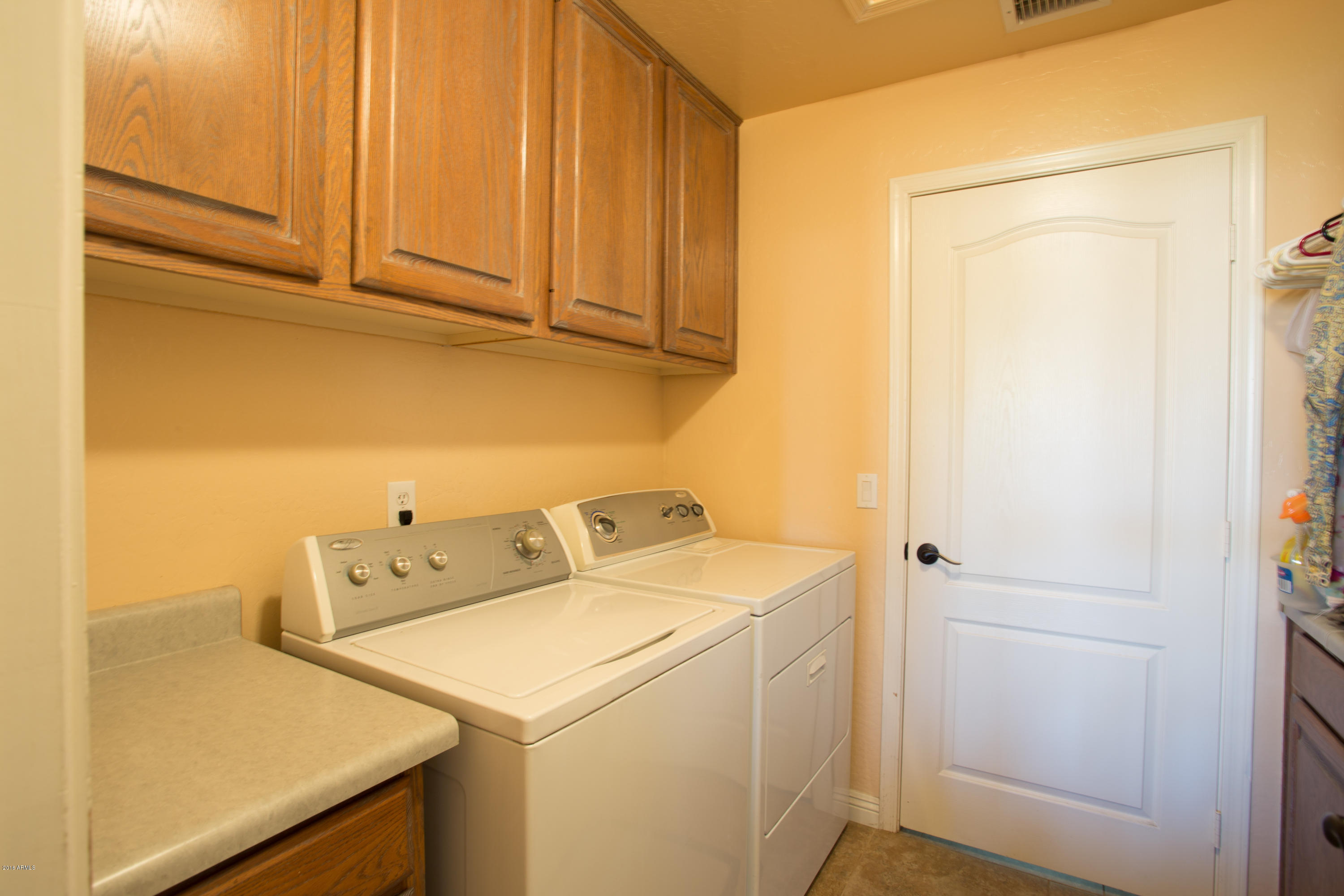 4332 East Swilling Road Phoenix, AZ 85050 - Photo 13 of 22 4332 E Swilling 17