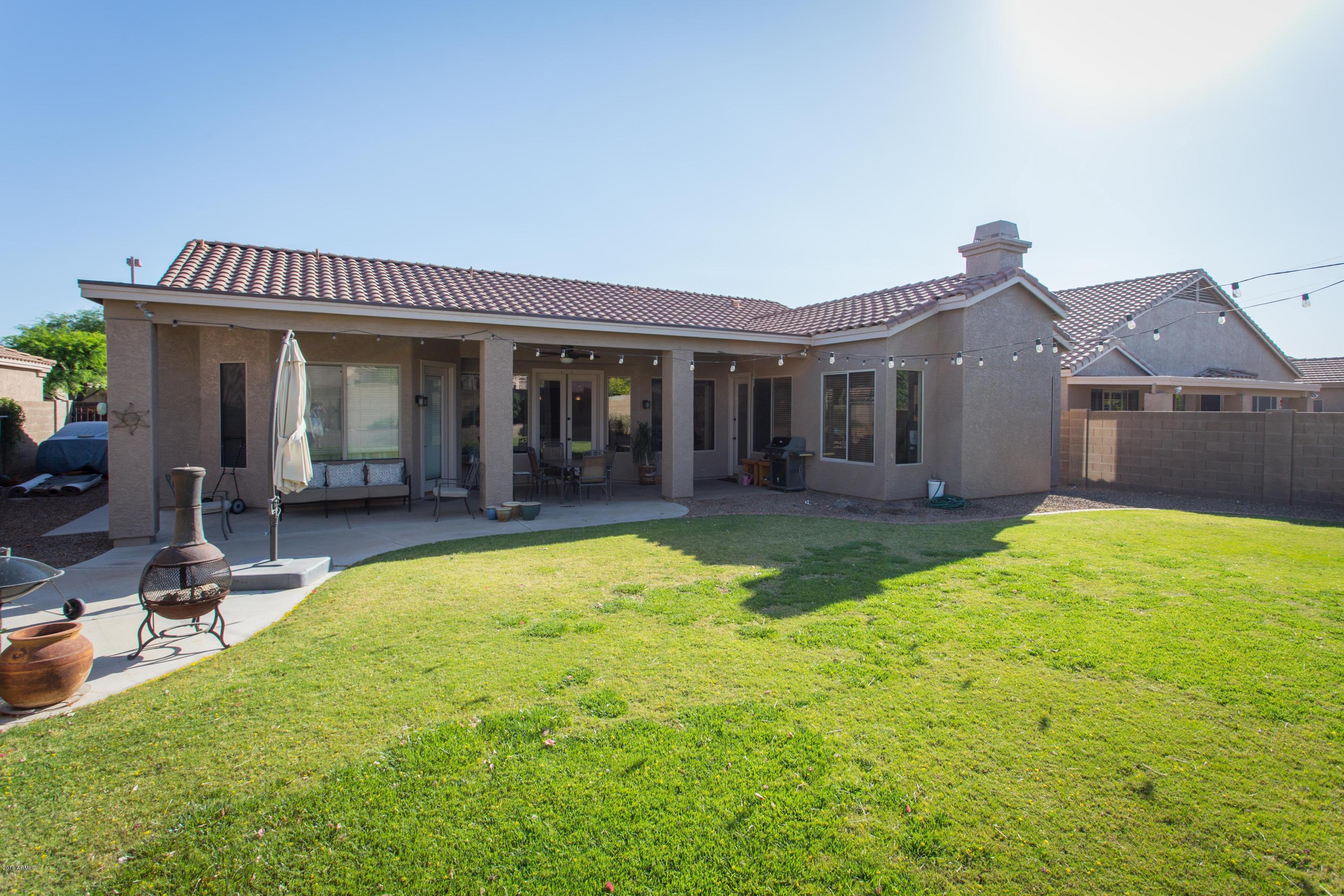 4332 East Swilling Road Phoenix, AZ 85050 - Photo 16 of 22 4332 E Swilling 20