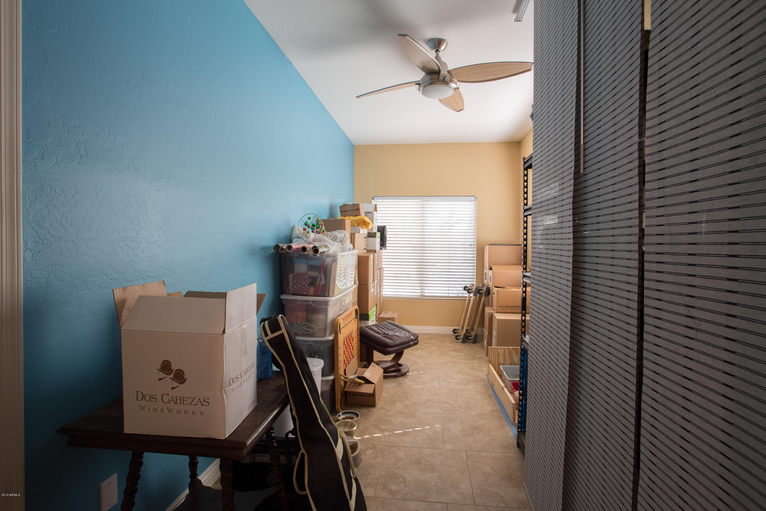 4332 East Swilling Road Phoenix, AZ 85050 - Photo 19 of 22 4332 E Swilling 18