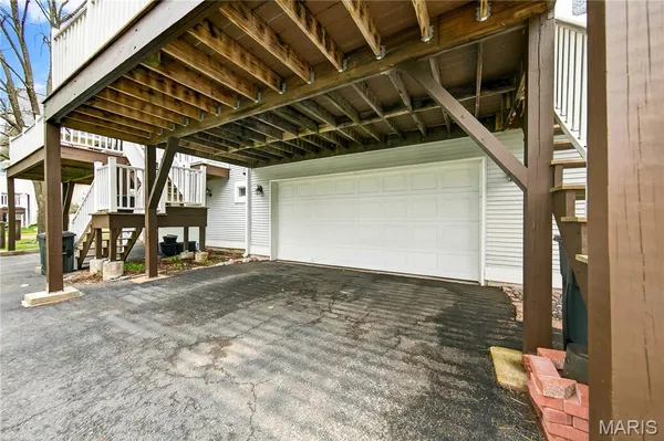 $525,000 | 1187 Hawken Place, Webster Groves, MO 63119
