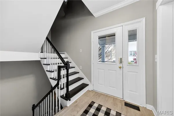 $525,000 | 1187 Hawken Place, Webster Groves, MO 63119