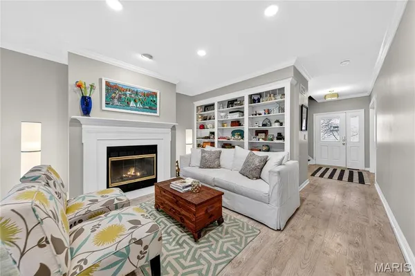 $525,000 | 1187 Hawken Place, Webster Groves, MO 63119