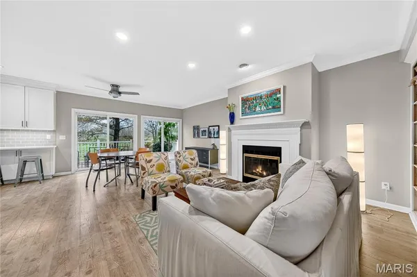 $525,000 | 1187 Hawken Place, Webster Groves, MO 63119