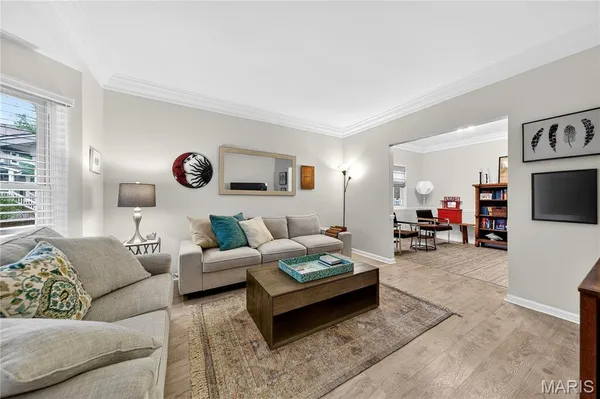 $525,000 | 1187 Hawken Place, Webster Groves, MO 63119
