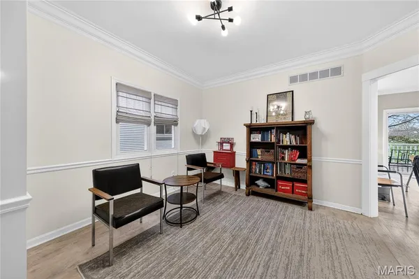 $525,000 | 1187 Hawken Place, Webster Groves, MO 63119