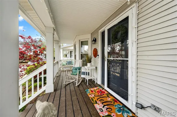 $525,000 | 1187 Hawken Place, Webster Groves, MO 63119