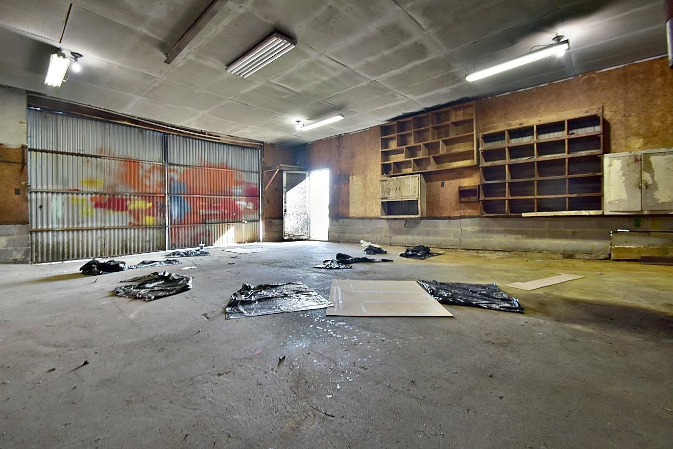2880 Oakland Road Philadelphia, TN 37846 - Photo 23 of 27 a view of a room with gym equipment
