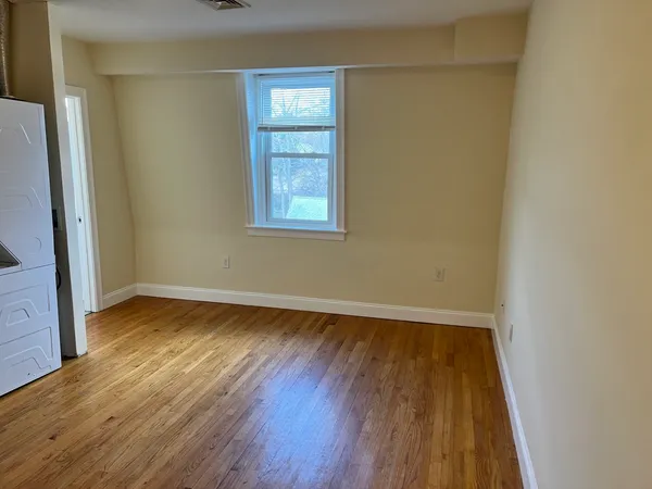 $2,250 | 16 Centennial Place, Unit 3R, Framingham, MA 01701