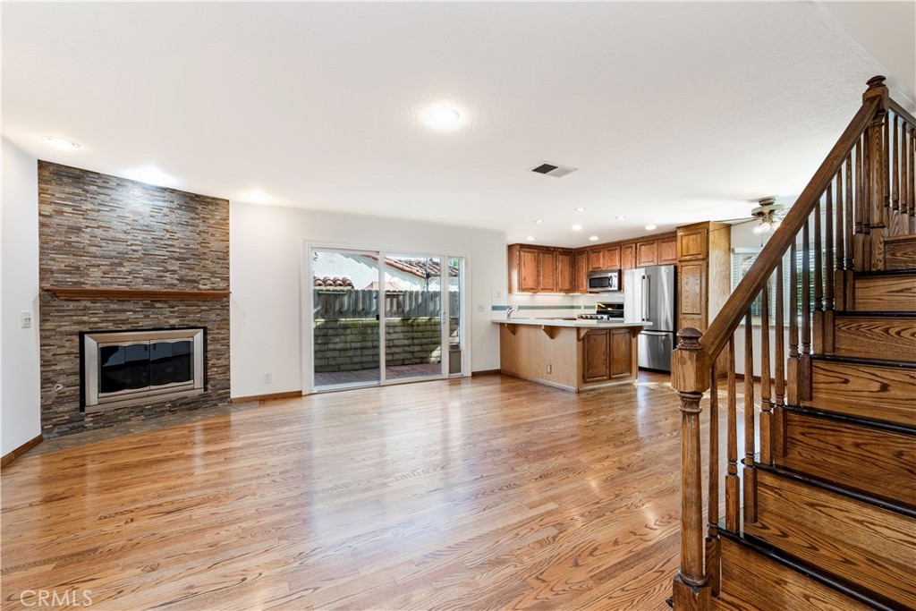 4425 East 5th Street, Unit A Long Beach, CA 90814 - Photo 2 of 34