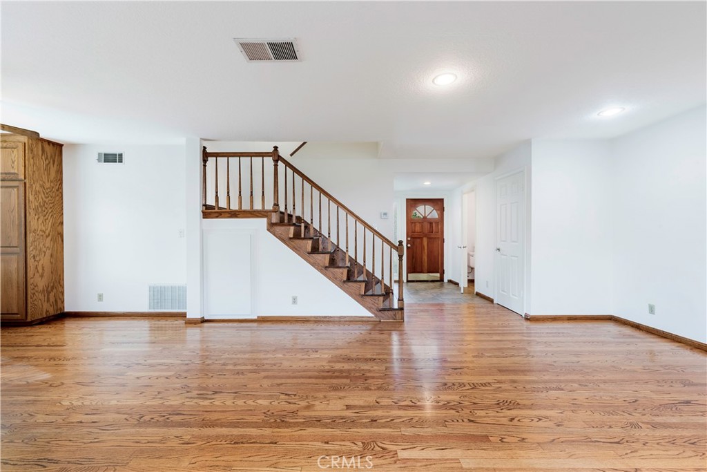 4425 East 5th Street, Unit A Long Beach, CA 90814 - Photo 6 of 34