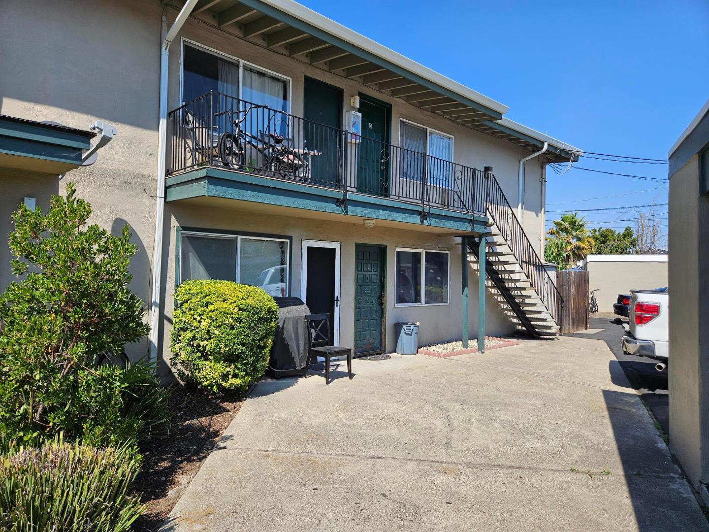 616 Gamma Court Campbell, CA 95008 - Photo 3 of 23 a front view of a house with garden