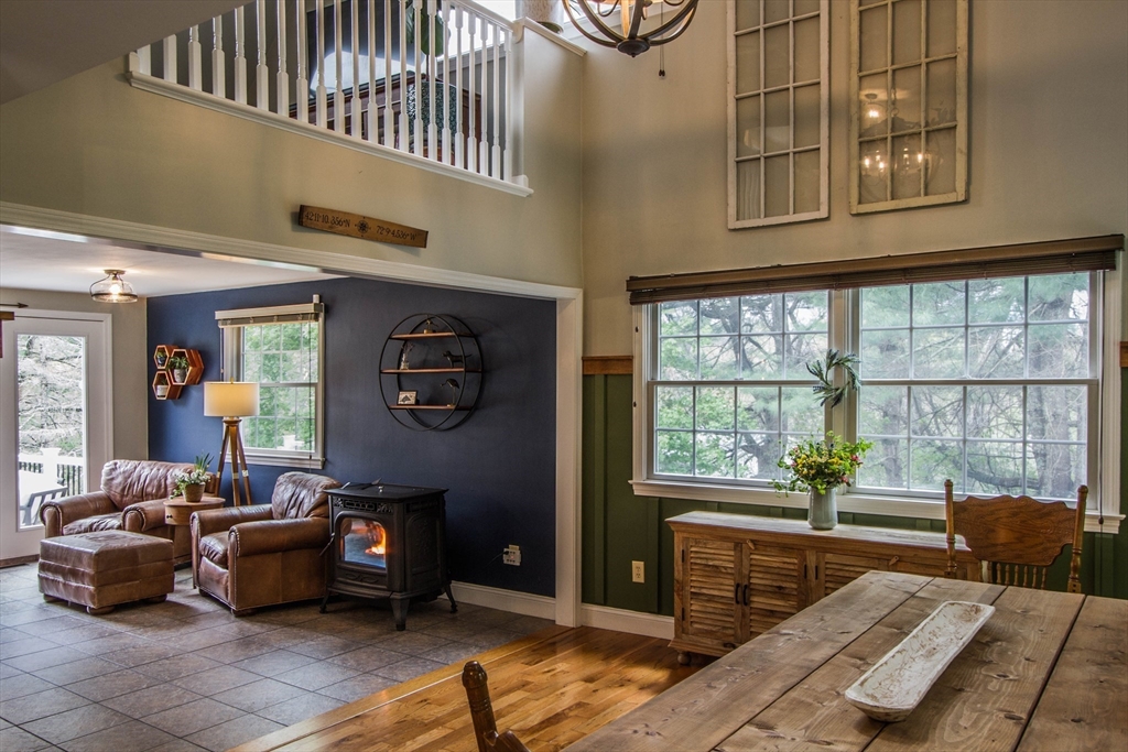 692 Cronin Road Warren, MA 01585 - Photo 10 of 42